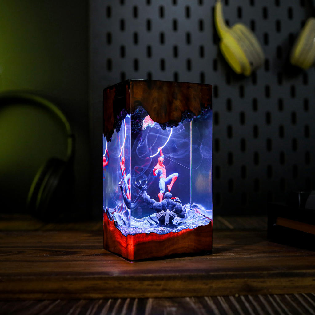 Spider-Man vs Venom Resin Lamp – Colorful Anime Hero Night Light