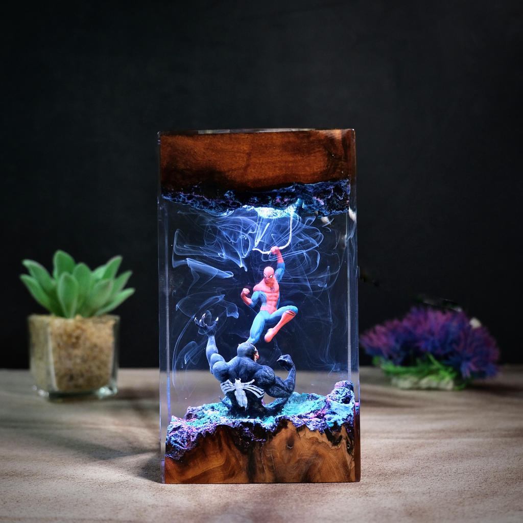 Spider-Man vs Venom Resin Lamp – Colorful Anime Hero Night Light