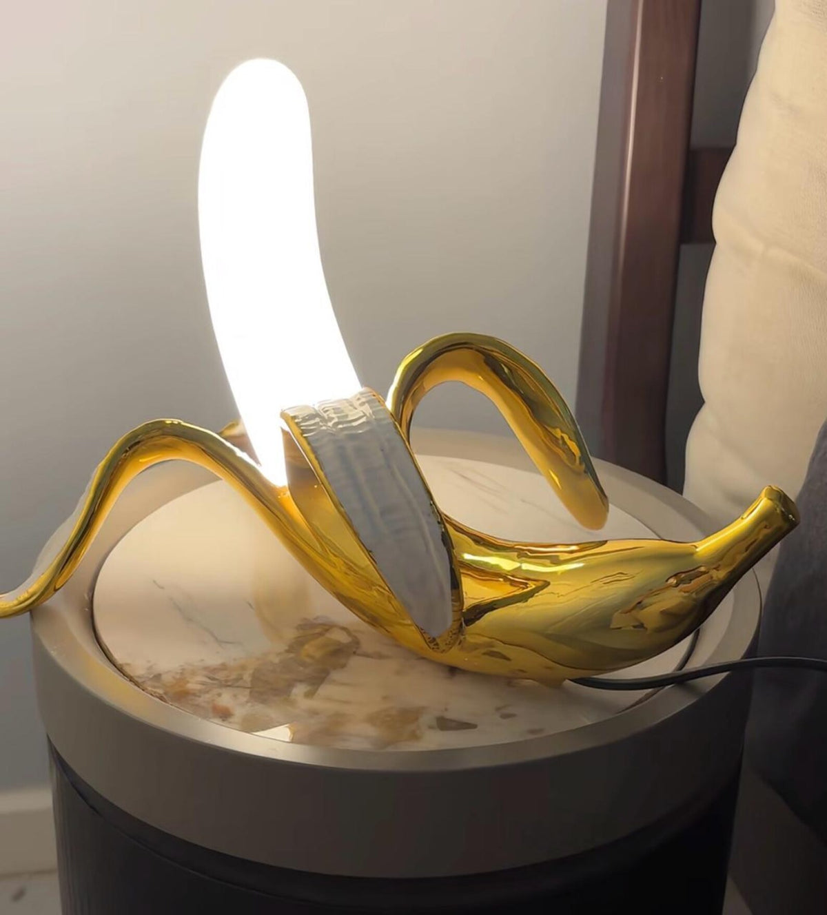 Gold Banana Table Lamp – Luxury Banana Night Light & Quirky Desk Decor